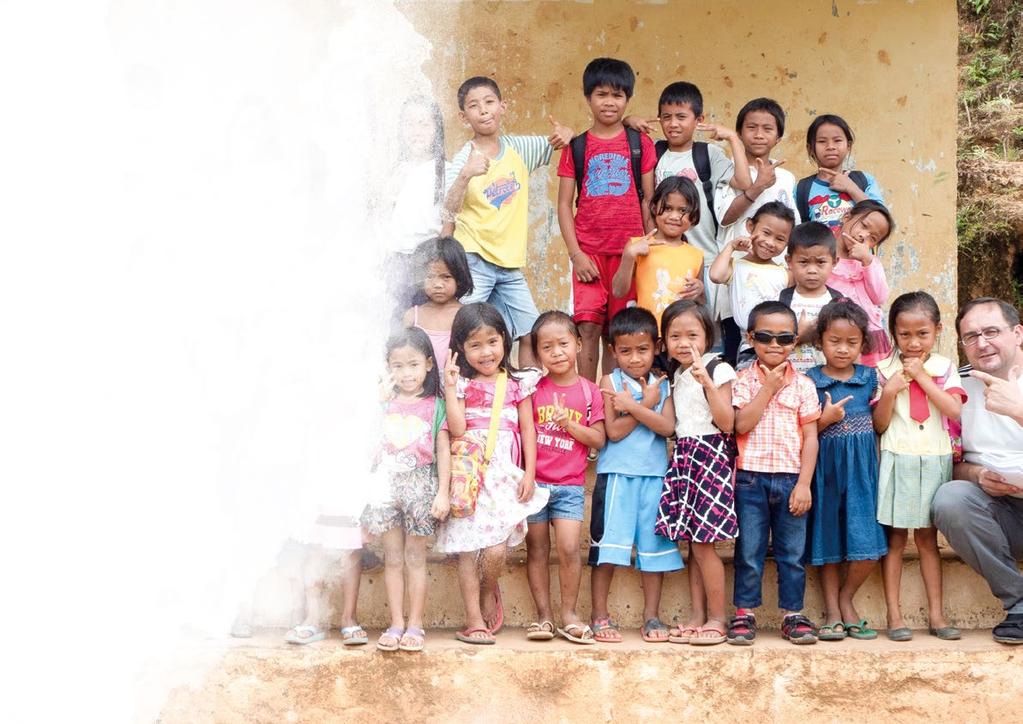 raport 2018 projekty Adopcja Serc dzieci z plemienia Higaonon na Filipinach Jedna z dziewczynek, zanim otrzymała pomoc dzięki Adopcji Serc, 2 lata nie chodziła do szkoły.