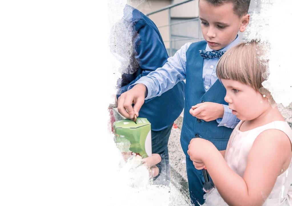 raport 2018 zbieramto Młoda Para z Misją Kwiaty towarzyszą nam w szczególnych momentach życia: przynosimy je na chrzest, ślub, pogrzeb.