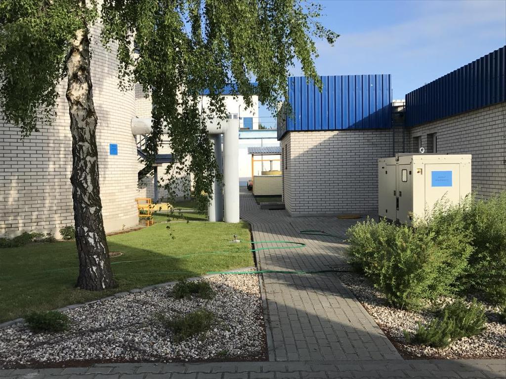Fot. 5 Ciąg pieszy pomiędzy obiektami