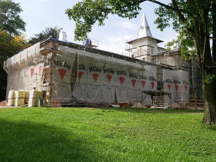 Zakres projektu dotyczy wymiany oświetlenia ulicznego na energooszczędne, co przełoży się na zwiększenie ochrony środowiska naturalnego.