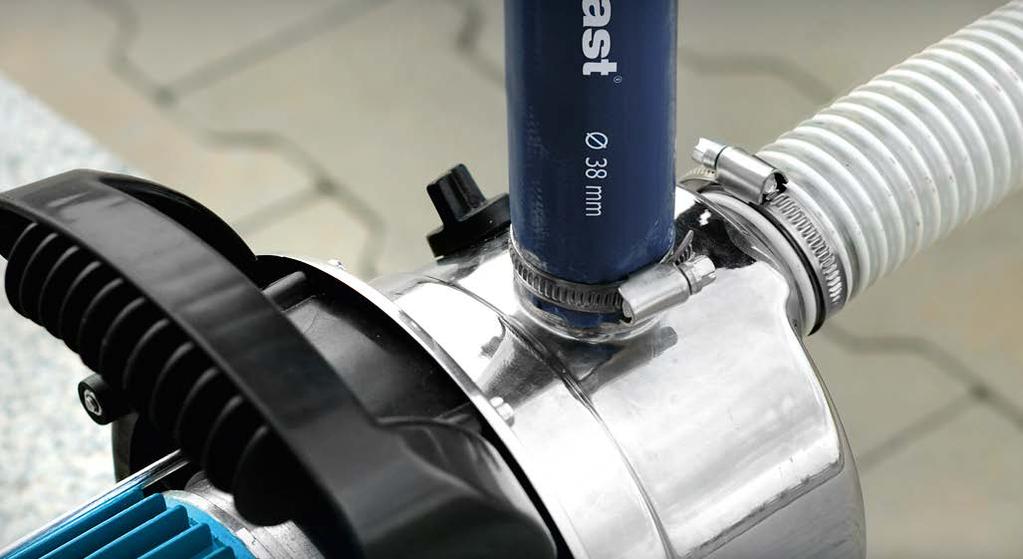 und Transport von Wasser, leichten Chemikalien und kleinem Schüttgut ohne harte Elemente made of