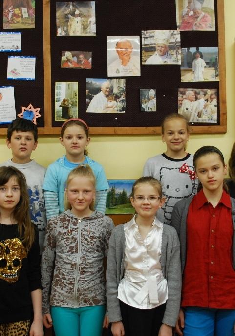 wyjazd, który r. nasi uczniowie odbył się w już po raz drugi lutym, umożliwił w tym roku dzieciom wyjechali do obejrzenie kina "Promień" "Hobbita - w Tuchowie, Pustkowie tym razem na Smauga".