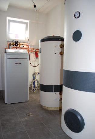 Jak w każdym domu niskoenergetycznym, niezbędnym elementem jest system wentylacji mechanicznej z rekuperacją.