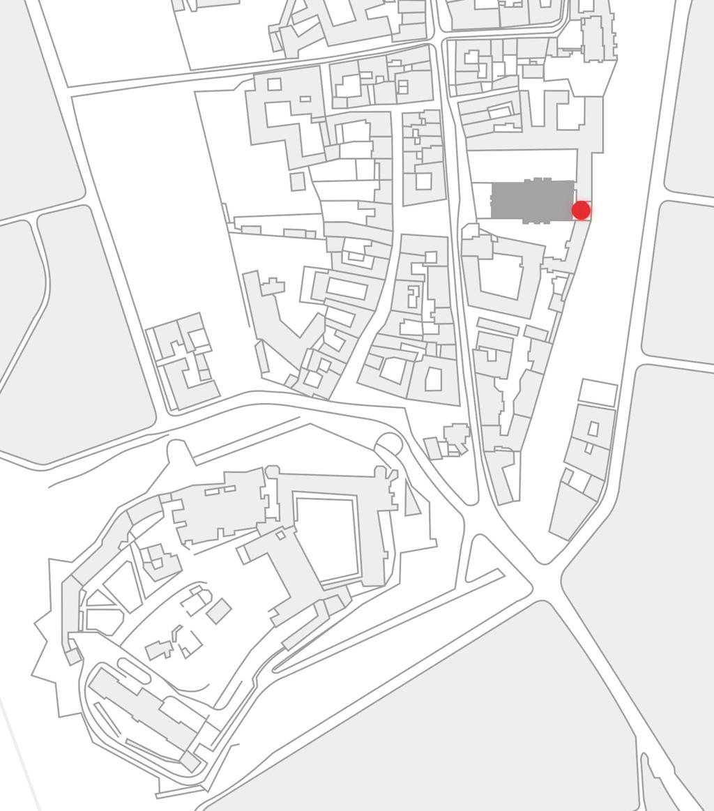 182 Jakub Nawrot, Agata Kucia -a -b Ryc. 1. Kraków-Okół. Kościół pw. św. św. Piotra i Pawła (a) z ukazanym miejscem prowadzenia badań archeologicznych (b). Rys. A. Kucia. Fig. 1. Cracow-Okół.