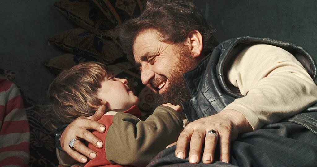ZŁOTY RÓG 58. KRAKOWSKIEGO FESTIWALU FILMOWEGO NOMINACJA DO OSCARA 2019 W KINACH OD 1 MARCA 2019 Dystrybucja w Polsce: Krakowska Fundacja Filmowa, ul. Basztowa 15/8a, 31 143 Kraków tel.