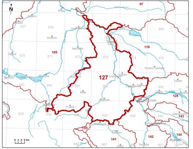 Gmina Strzeleczki występuje w obrębie Jednolitych Części Wód Podziemnych nr 127 (na podstawie nowego podziału obszaru Polski na 172 części wód podziemnych).