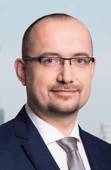 Coraz więcej organizacji poszerza obsługiwane przez siebie procesy, stając się bardziej kompleksowymi centrami.