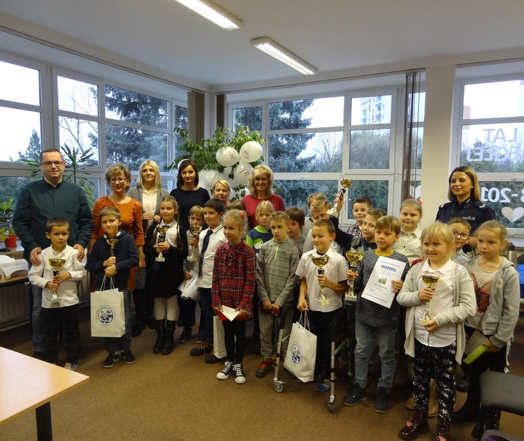 Nowiny Wydanie specjalne 02/2019 Strona 4 wwwnowiny24pl Odnosimy sukcesy Mistrz województwa! Marcin Witalec, uczeń 3G został mistrzem Podkarpacia w skoku wzwyż!