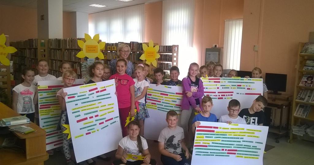 dydaktycznych, uczestniczą w spotkaniach z cenionymi i
