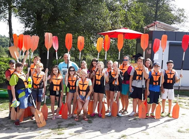 Nowiny Wydanie specjalne 02/2019 Strona 6 wwwnowiny24pl Wspólnie zwiedzamy świat W naszej szkole stawiamy na zdrowie i sport Uczniowie naszej szkoły wraz z nauczycielami