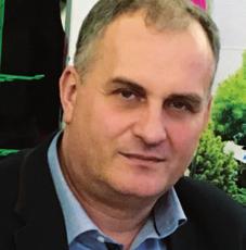 Przedsiębiorstwo Nasiennictwa Ogrodniczego i Szkółkarstwa w Ożarowie Mazowieckim Sp. z o.o. ul. Żeromskiego 3 05-850 Ożarów Mazowiecki Kontakt dla Klientów z rynku profi: Dariusz Kacprzak Menadżer ds.