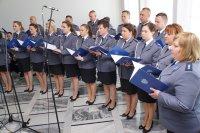 POLICJA.PL http://policja.pl/pol/aktualnosci/158391,kwp-chor-policji-garnizonu-warminsko-mazurskiego-wystapil-w-senacie-rzeczpospoli. html 2019-04-18, 17:55 Strona znajduje się w archiwum.