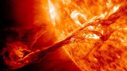 Pogoda kosmiczna Space Weather Wysoka aktywność oznacza