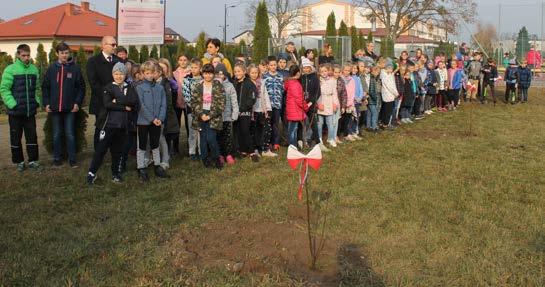 13 713 chce zobaczy. Gdy dwoje modych ludzi przyjeda na weekend do Nowego Jorku, miasto wita ich niepogod i seri przygd. gatunek. Komedia. kraj. W deszczowy dzie w Nowym Jorku (2019) - Unisaw