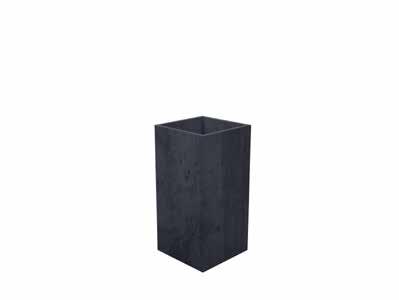 SCHIOBET Kolekcja Square Producent Terra Collection / Kollektion Square Manufacturer / Produzent Terra Minimalistyczna donica miejska z betonu architektonicznego, o kwadratowej podstawie.
