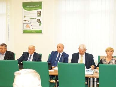 Zgodnie z tradycją poprowadził je najstarszy radny Roman Ozimski.