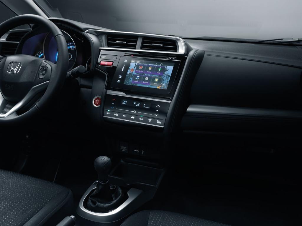 COMFORT Wersja Comfort zawiera dodatkowo w stosunku do Trend: 1,3 i-vtec 102 KM 6-biegowa przekładnia manualna Bezstopniowa przekładnia automatyczna CVT System ostrzegania przed kolizją System