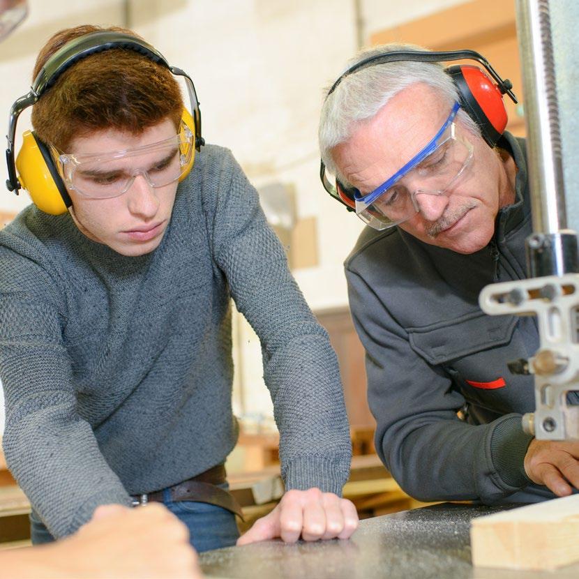 GIŻYCKO HUFIEC PRACY W GIŻYCKU 11-500 Giżycko, ul.1 Maja 30 tel. 87 428 42 86 e-mail: hpgizycko@ohp.