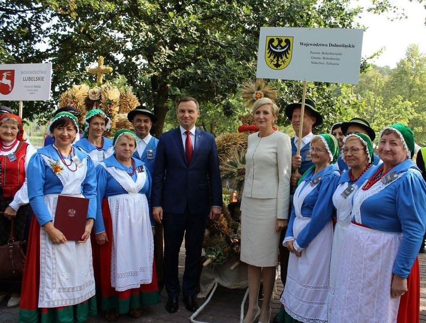 bajeczek. Książka, ilustrowana pracami dzieci z pracowni plastycznej GOKiS-u pod czujnym okiem Krystyny Greli, swoją premierę miała w styczniu 2017 r.