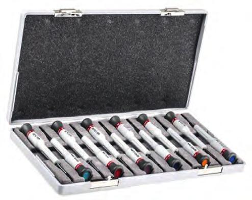 1 wkrętak Phillips : AFP.00x35. Wymiary kasety: 178 x 91 x 25 mm (dł. x szer. x wys.). AF.J1 l 91 178 170 Zestaw 8 wkrętaków Micro-Tech do śrub z rowkiem i Phillips Zawiera: 5 wkrętaków do śrub z rowkiem: AF.