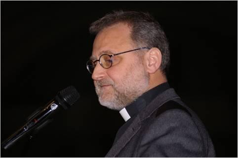 Ks. Ryszard Nowak w swojej wypowiedzi na temat roli Ducha Świętego w modlitwie przypomniał, że modlitwa albo jest charyzmatyczna, albo nie ma jej
