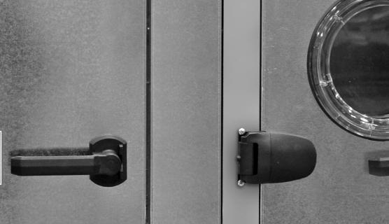 KOMPONENTY Obudowa Standart Centrale wentylacyjne z serii charakteryzują się trwałą i stabilną konstrukcją. Ramy obudowy wykonano z profili aluminiowych oraz solidnych aluminiowych narożników.