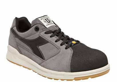 160 jump d-jump low pro S3 SRC ESD cod. 701.172027 sizes 35/48 Calzatura bassa S3 in pelle Perwanger antigraffio idrorepellente e traspirante, puntale in acciaio 200J. Calzata 11.