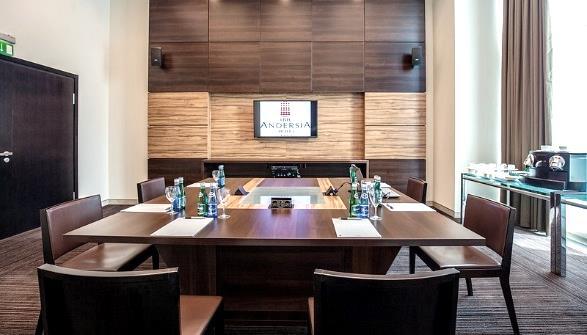 BOARDROOM NAZWA SALI M²