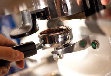 PURITY Quell ST 450 600 1200 Technologia Wydajność 1 przy twardości węglanowej 10 dh ekspresy do kawy i espresso / urządzenia vendingowe (ustawienie obejścia 40 %) Dekarbonizacja 4.217 l 7.207 l 13.