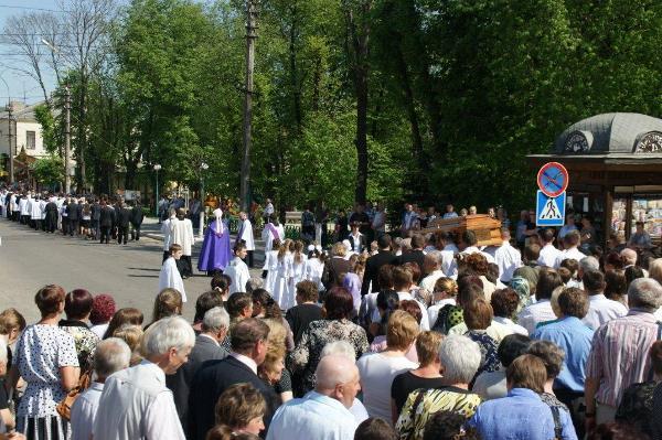 Piotrem Chyłą CSsR - Wikariuszem Prowincjała Redemptorystów Warszawskiej Prowincji, a także przedstawicielami Lwowskiej Prowincji Redemptorystów Obrządku Wschodniego