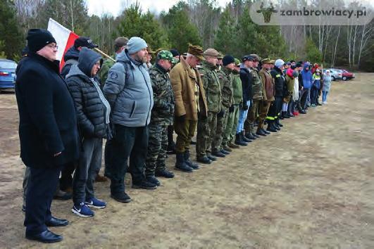 przedstawiciele Gminy Szumowo Wójt Jarosław Cukierman oraz Sekretarz Hanna Szabłowska, Wójt Gminy Kołaki Kościelne - Sylwester Jaworowski, pracownicy Starostwa Powiatowego, a także strażacy