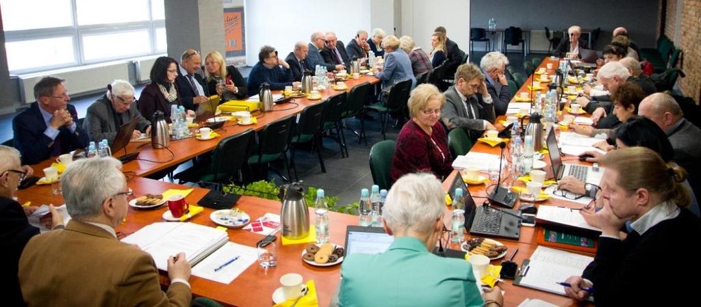 informację o stanie przygotowań do XVII Zjazdu Sprawozdawczo-Wyborczego ŚlOIIB, w tym przedstawienie: projektu Sprawozdania Rady ŚlOIIB za rok 2017, Sprawozdania ŚlOIIB z działalności w 2017 roku w