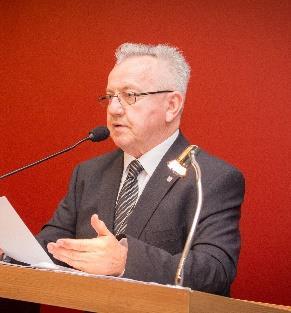 Również na stanowisko przewodniczącego Okręgowego Sądu Dyscyplinarnego kandydowały 4 osoby: Krzysztof Ciesiński, Mikołaj Hardek, Stanisław Karpiński i Krystyna Kieres.