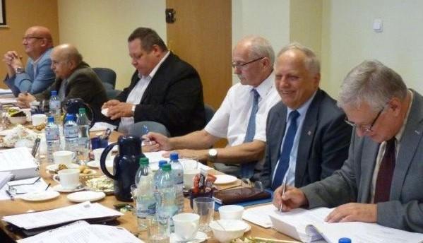 Okulicz-Kozaryn (PDL OIIB), członek Prezydium. 12.07.2018 Pierwsze w nowej kadencji posiedzenie Krajowej Komisji Kwalifikacyjnej PIIB.