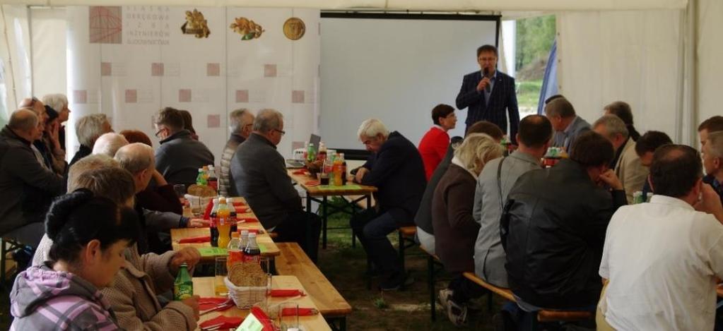 inwestycji, administracji i edukacji Subregionu Zachodniego Województwa Śląskiego oraz przedstawiciele organów ŚlOIIB i reprezentanci władz lokalnych.