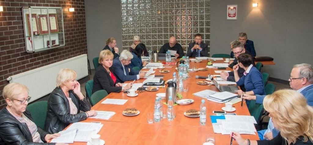 informację o stanie środków finansowych ŚlOIIB i o wynikach ekonomicznych ŚlOIIB oraz omówienie wstępnej propozycji budżetu na rok 2019, informację nt. przygotowań do przeprowadzenia konkursu pn.