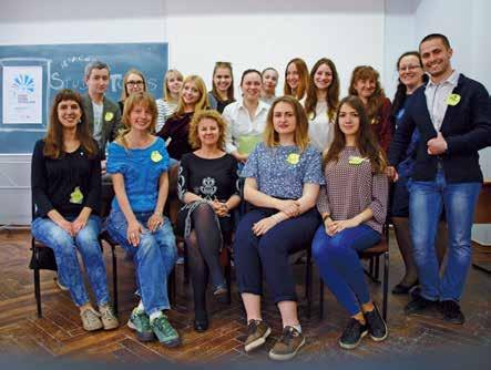 Raport Roczny 2017 Oferta dla profesjonalistów jest skierowana do przedstawicieli samorządów lokalnych, administracji rządowej, centralnych instytucji państwowych, organizacji pozarządowych, mediów,