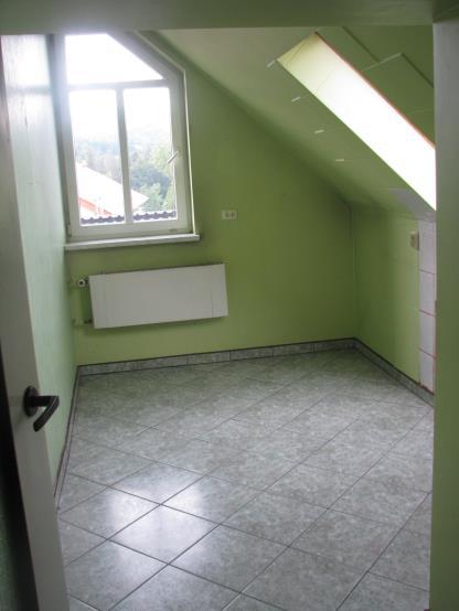 LOKAL MIESZKLANY POŁOŻONY W KARPACZU PRZY UL.