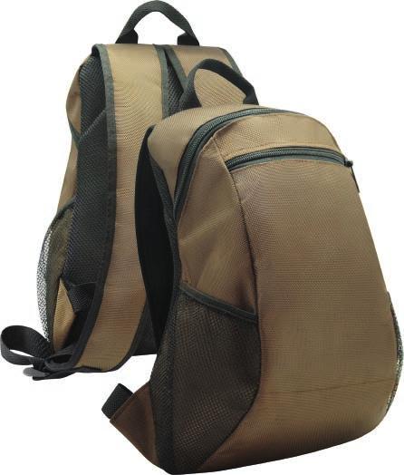 16120001 Break Jednokomorowy plecak z przednią kieszenią zapinaną na suwak. Kieszeń na drobne rzeczy. Boczne kieszenie z siatki. One-compartment backpack with a zip front pocket.