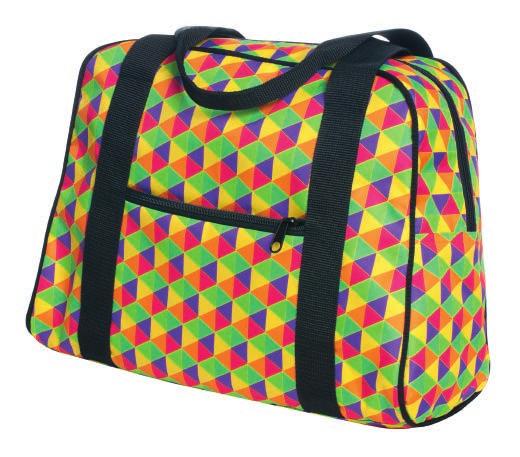 Size: 30 x 35 x 6cm Marking: Front pocket maximum size 26 x 34cm Material: Polyester 100% Black + sublimation print 31070021 Fitness Jednokomorowa torba sportowa z małą kieszenią z przodu.