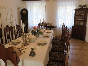 Wsie te, w porównaniu do innych regionów, były wyraźnie uboższe, bo położone na słabych, piaszczystych glebach.