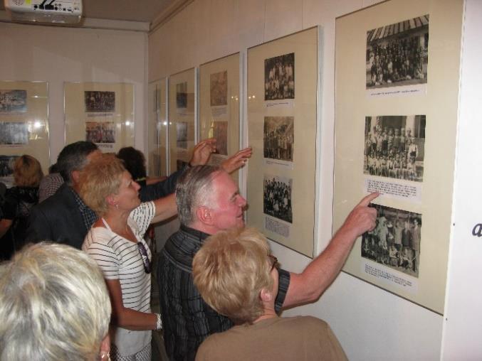 DĄBROWA Muzeum Ziemiaństwa w Dąbrowie W Muzeum Ziemiaństwa w Dąbrowie Oddział Muzeum Regionalnego w Siedlcach w 2018 r. prezentowane były trzy nowe wystawy czasowe: Mieszczaństwo.