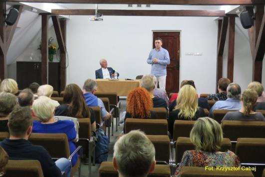 Promocja albumu Haliny Budziszewskiej Kazimierz Szwainowski (1917-2002). Życie i twórczość 10 maja Tym albumem Muzeum Regionalne w Siedlcach uczciło 100. rocznicę urodzin artysty.