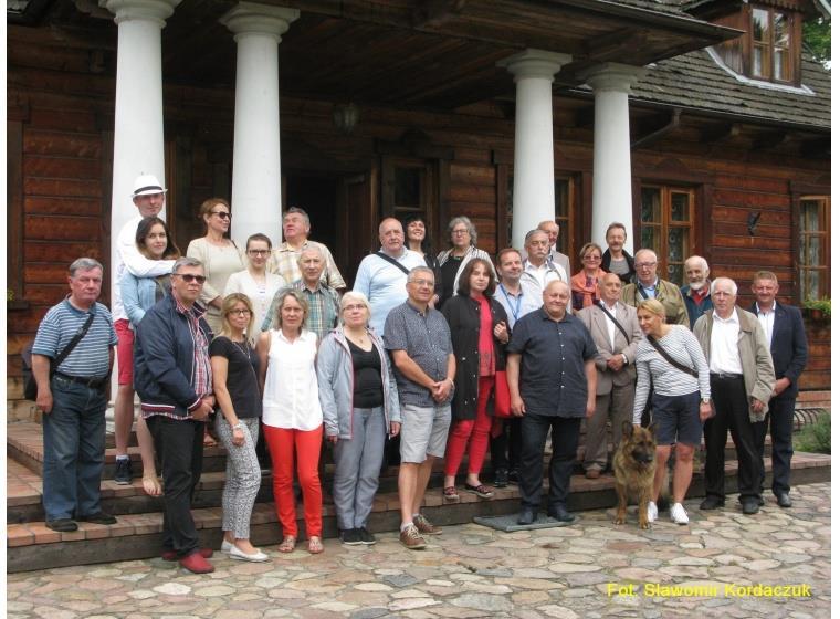 Przy każdej kolejnej sesji powodem kontynuowania prac badawczych są