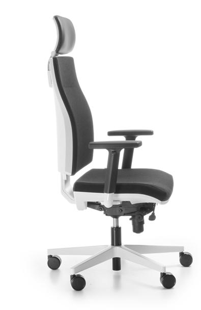 Der Sessel ist erhältlich in der Version black & white das beste