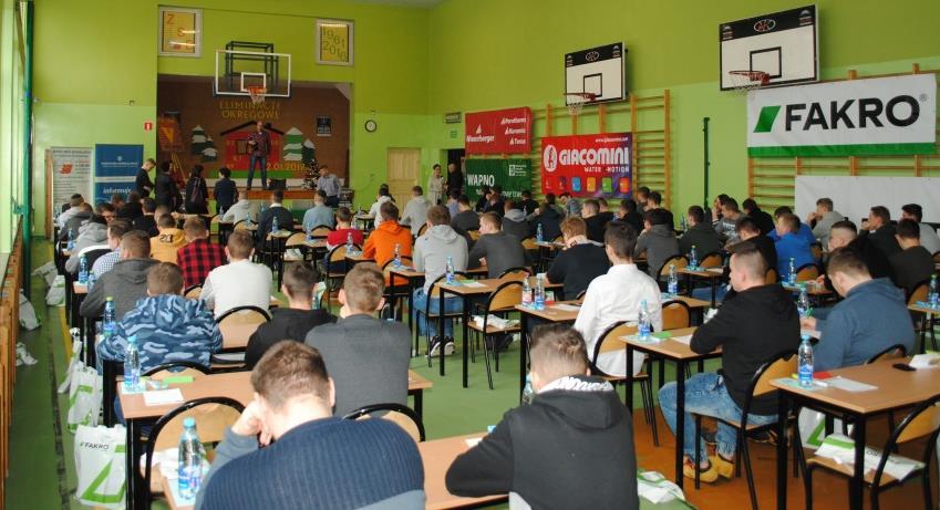 Nauczyciele i uczniowie również uczestniczą w ogólnopolskich projektach np.