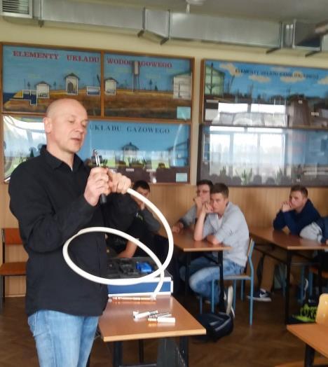 lokalnym i europejskim rynku pracy.