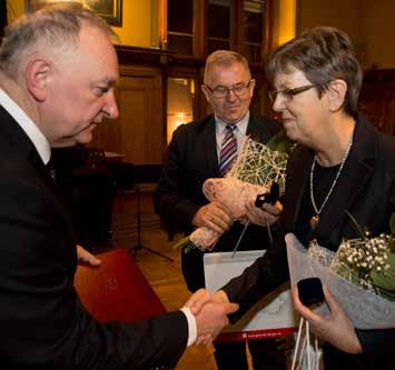 2 PRO ECCLESIA ET POPULO - DLA KOŚCIOŁA I NARODU W dniu 7 stycznia 2018 roku miało miejsce XX spotkanie opłatkowe połączone z wręczeniem odznaczeń Pro Ecclesia et Populo Archidiecezji Gdańskiej (Dla