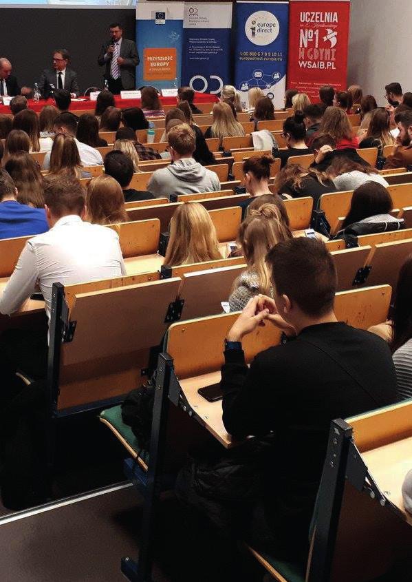 #DEBATAOEUROPIE W GDYNI CZY POLSKA POWINNA PRZYSTĄPIĆ DO STREFY EURO?