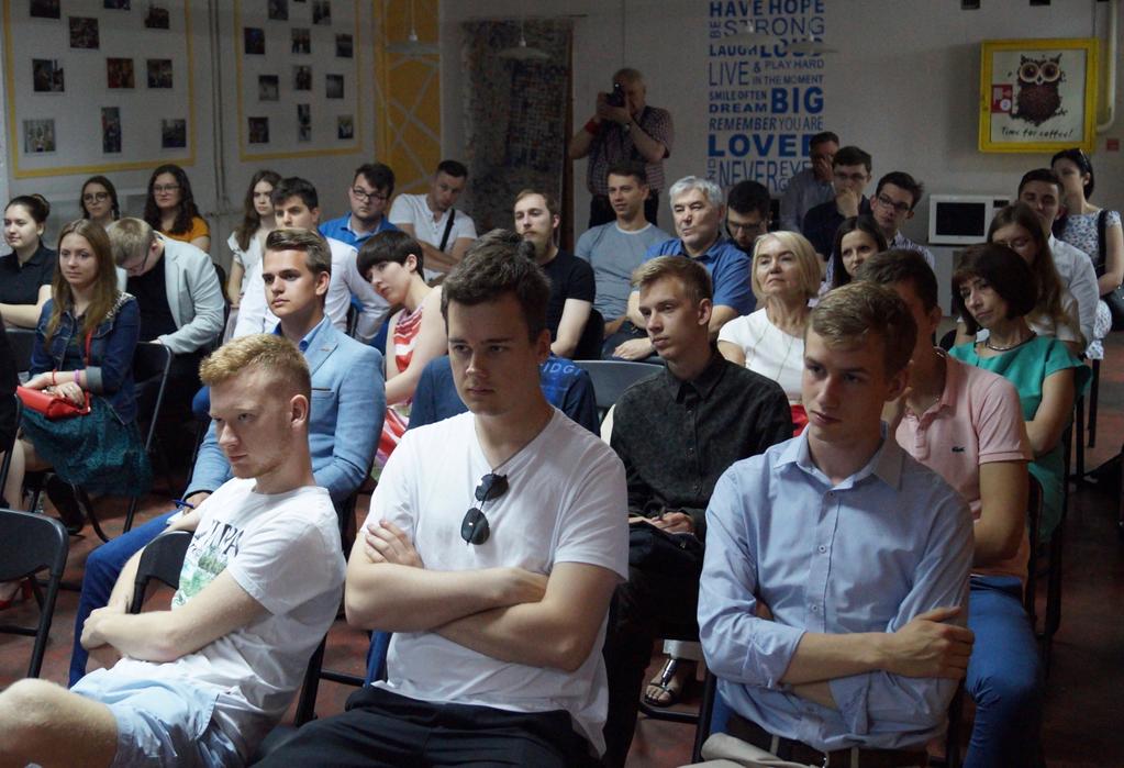 Uczestnicy panelu. Uczestnicy panelu.